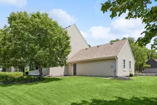 4299 Westchester Cir, Eagan, MN 55123 - Photo 57