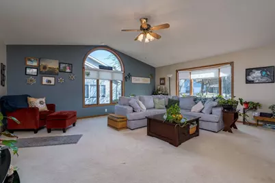 2338 Hoffman Path, Mankato, MN 56001 - Photo 5