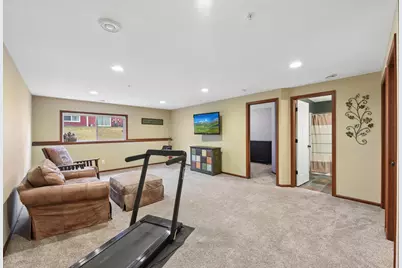 9514 Roosevelt Drive, Chanhassen, MN 55317 - Photo 27