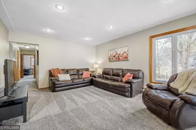 1033 21st Street W, Hastings, MN 55033 - Photo 3