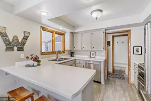 1033 21st St W, Hastings, MN 55033 - Photo 5