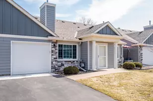 9832 Moonbeam Ln, Woodbury, MN 55125 - Photo 1