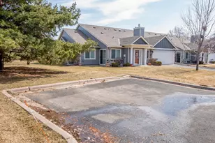 9832 Moonbeam Ln, Woodbury, MN 55125 - Photo 21