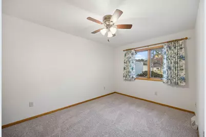 2294 Pinewood Drive, Shakopee, MN 55379 - Photo 25