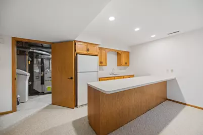 2294 Pinewood Drive, Shakopee, MN 55379 - Photo 39