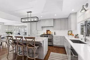 7108 Shannon Dr, Edina, MN 55439 - Photo 13