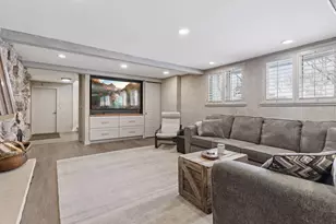 7108 Shannon Dr, Edina, MN 55439 - Photo 35