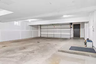 7108 Shannon Dr, Edina, MN 55439 - Photo 47