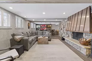 7108 Shannon Dr, Edina, MN 55439 - Photo 33