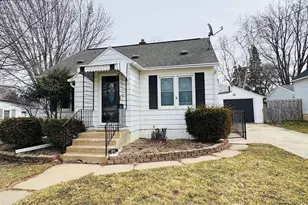 242 15th Ave SE, Rochester, MN 55904 - Photo 1