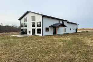 11719 Ridgeview Rd, Hokah, MN 55941 - Photo 1