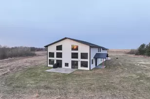 11719 Ridgeview Rd, Hokah, MN 55941 - Photo 3