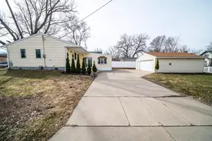 1907 1st St SW, Rochester, MN 55902 - Photo 41