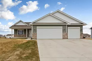 902 Emily Ct NE, Montgomery, MN 56069 - Photo 1