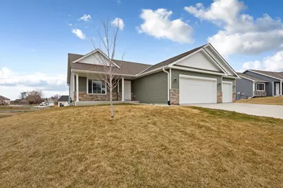 902 Emily Court NE, Montgomery, MN 56069 - Photo 3