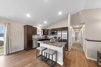 902 Emily Court NE, Montgomery, MN 56069 - Photo 11