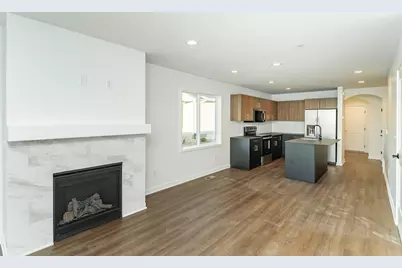 1113 Century Village Lane NE, Rochester, MN 55906 - Photo 9