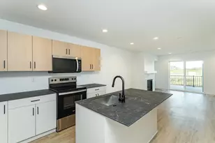 1109 Century Village Ln NE, Rochester, MN 55906 - Photo 7