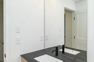 1109 Century Village Ln NE, Rochester, MN 55906 - Photo 17