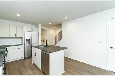 1105 Century Village Lane NE, Rochester, MN 55906 - Photo 7