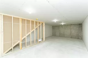 1105 Century Village Ln NE, Rochester, MN 55906 - Photo 21