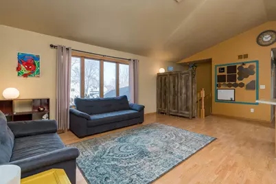 220 Cole Court, Mankato, MN 56001 - Photo 3