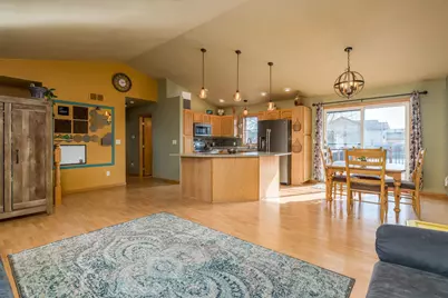 220 Cole Court, Mankato, MN 56001 - Photo 5