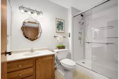 6615 Lake Shore Drive S #705, Richfield, MN 55423 - Photo 13