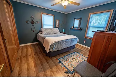 158 W Summit Avenue, Ellsworth, WI 54011 - Photo 7