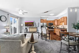 20116 Holister Ln, Lakeville, MN 55044 - Photo 3