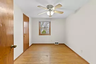 1948 Lakeaires Blvd, White Bear Lake, MN 55110 - Photo 23