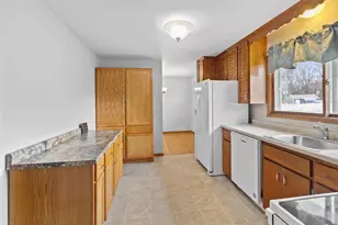 1948 Lakeaires Blvd, White Bear Lake, MN 55110 - Photo 13