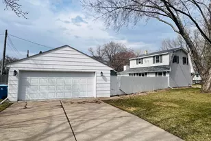 1948 Lakeaires Blvd, White Bear Lake, MN 55110 - Photo 5