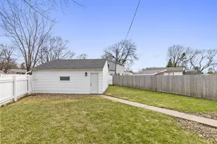 1948 Lakeaires Blvd, White Bear Lake, MN 55110 - Photo 5