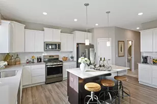 10888 Hemingway Ave S, Cottage Grove, MN 55016 - Photo 3