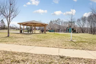 15215 Greenhaven Way, Burnsville, MN 55306 - Photo 29