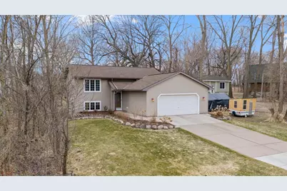 7723 N Shore Circle N, Forest Lake, MN 55025 - Photo 3