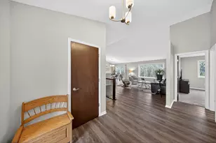 1960 Pioneer Ln, Zumbrota, MN 55992 - Photo 3