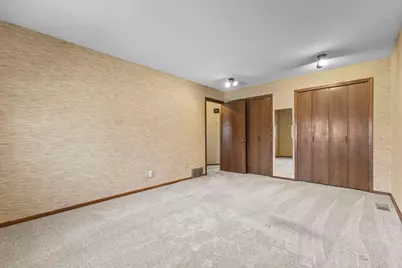 7708 82nd Avenue N, Brooklyn Park, MN 55445 - Photo 35