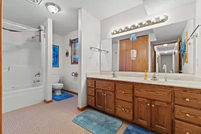 7708 82nd Avenue N, Brooklyn Park, MN 55445 - Photo 45