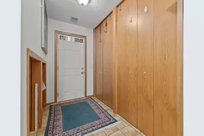 7708 82nd Avenue N, Brooklyn Park, MN 55445 - Photo 31