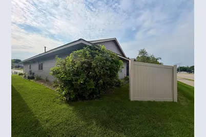 835 Village Avenue, Sartell, MN 56377 - Photo 5