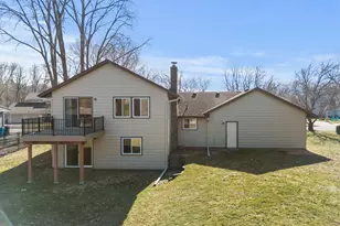14510 Wellington Rd, Minnetonka, MN 55391 - Photo 51