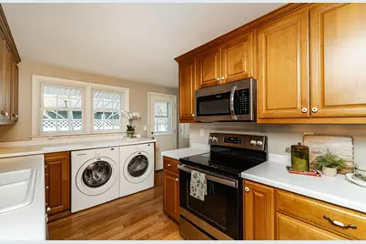 621 10th Street SW, Rochester, MN 55902 - Photo 15