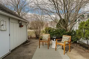 621 10th St SW, Rochester, MN 55902 - Photo 23