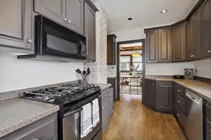 3011 W 47th St, Minneapolis, MN 55410 - Photo 7