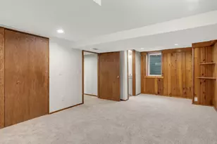 2735 McNair Dr N, Robbinsdale, MN 55422 - Photo 23