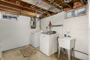 2735 McNair Dr N, Robbinsdale, MN 55422 - Photo 25