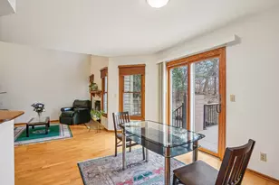 1646 Rose Hill Cir, Saint Paul, MN 55108 - Photo 7