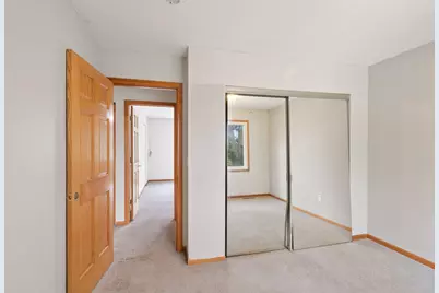 695 E Burnsville Parkway #19, Burnsville, MN 55337 - Photo 11